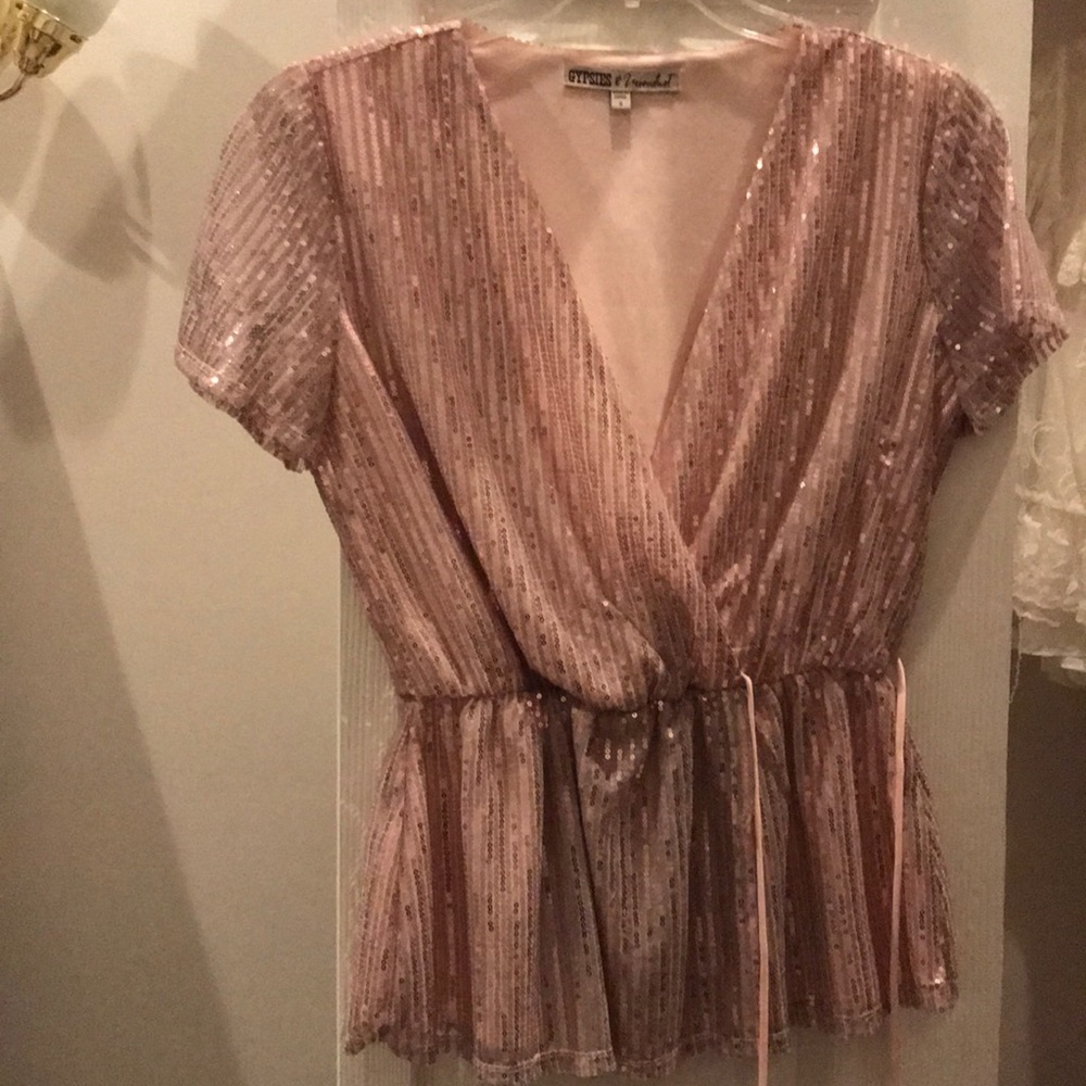 Sparkling Sequence top